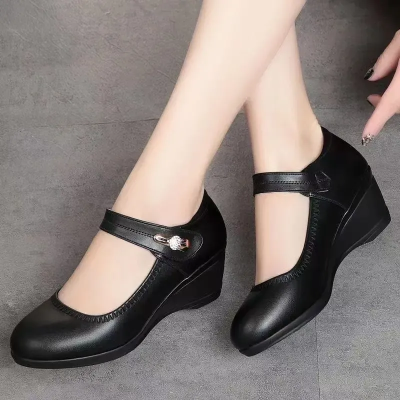 Women Fashion High Quality Wedge Heel Shoes for Spring Summer Lady Casual Street Comfort Black High Heel Shoes for Student A06