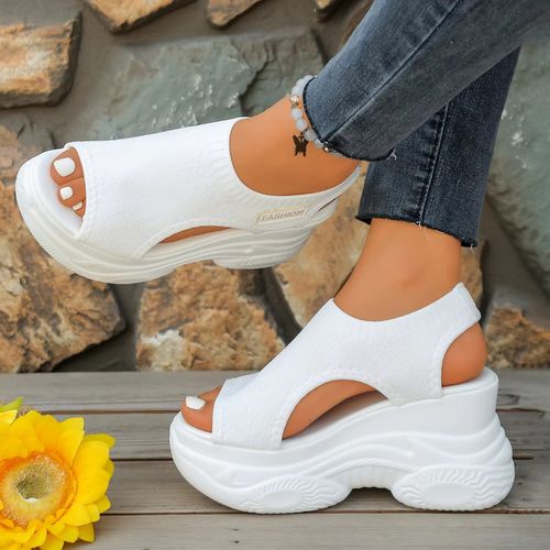 Mid heeled women's sandals