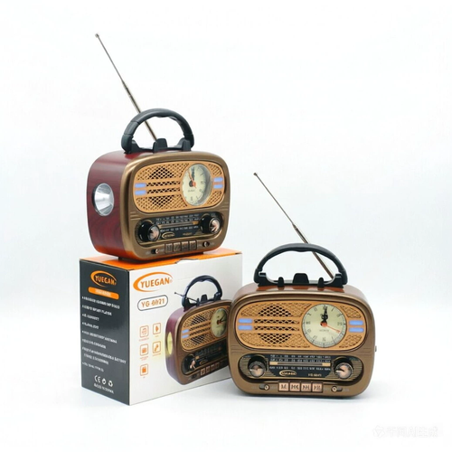 Retro-style multi-band radio with digital clock