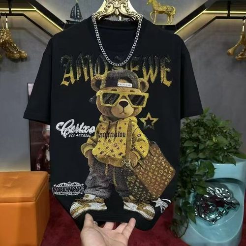 Affordable Luxury Rhinestone-Embellished Cartoon Bear T-Shirt