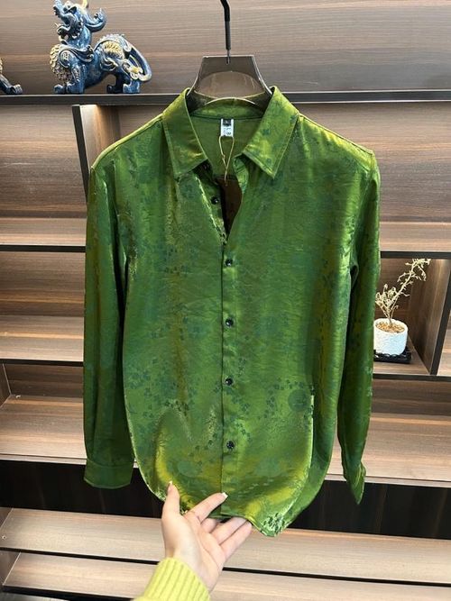 Green velvet long-sleeve printed shirt
