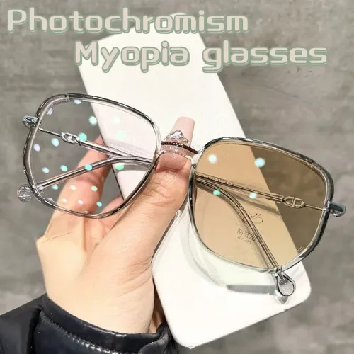Oversized Photochromic Myopia Glasses D Letter Legs Sparkling Frame Eyewear Outdoor UV Protection Sunglasses