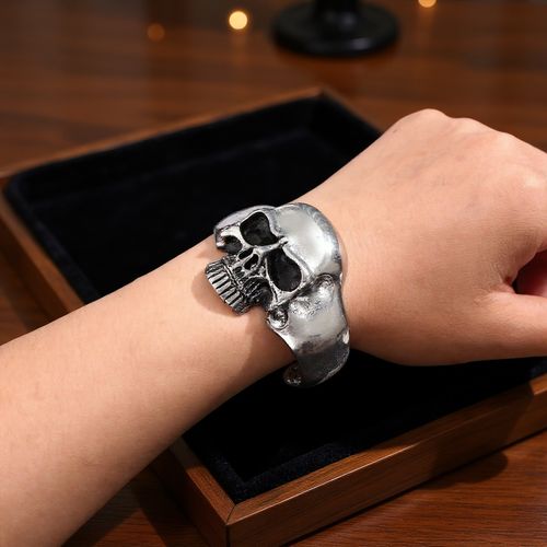 Heavy Phantom Skull Bracelet