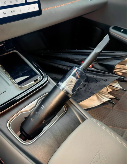 Wireless charging vacuum cleaner