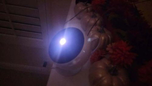 Lustige Geschenke – Romantische Atmosphäre im Schlafzimmer mit Galaxie-Projektionslampe