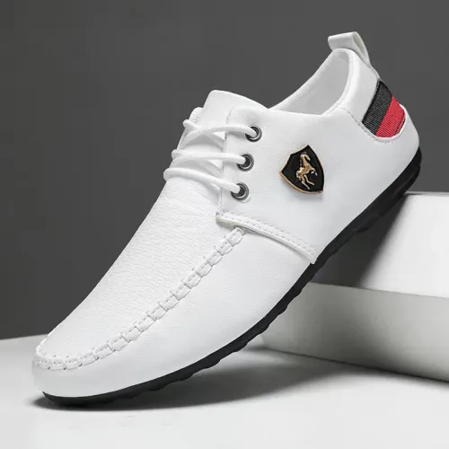Anti smashing and anti stabbing sports safety shoes