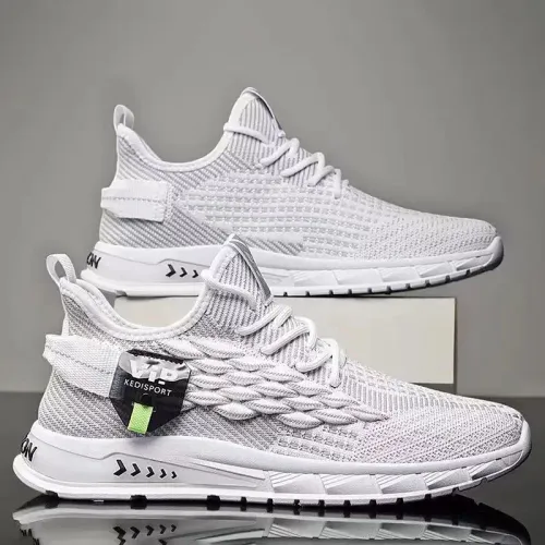 Spring New Men's Casual Breathable Mesh Coconut Shoes Fashionable Versatile Trendy Sports Shoes Lightweight Men's Footwear