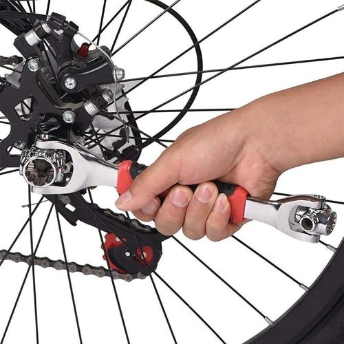 🔧 8-in-1 Universal Socket Wrench – 360° Rotating Tool