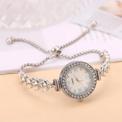 Rhinestone Quartz Watches Diamond Studded Watch Strap with Adjustable Bracelet Circle Shaped Watch Wrist Decoration Women Girl