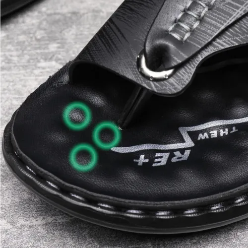Men's Sandals Summer Soft soled Anti slip Beach Shoes Male Outdoor comfortable Men slippers Luxury High Quality sandalias