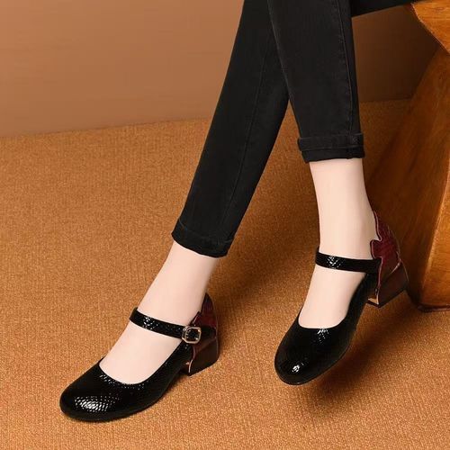 Women's soft-leather round-toe shoes with a single strap.