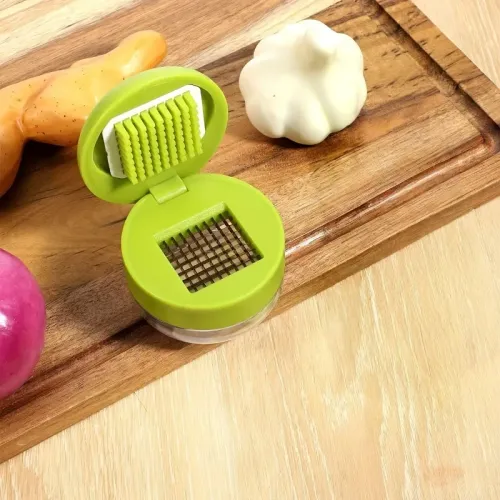1Pc Manual Garlic Press Crusher Mincer Ginger Squeezer Kitchen Accessories Gadgets Tools Home Cooking Camping BBQ Chopper