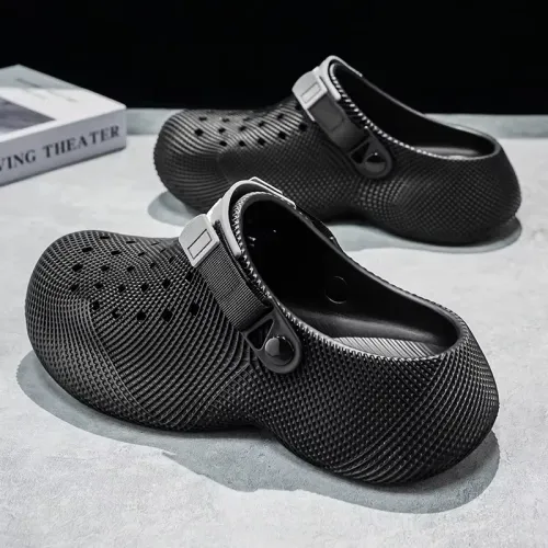 New Men's Slippers Summer Breathable Outdoor Non-Slip Soft Thick Sole Slides Beach