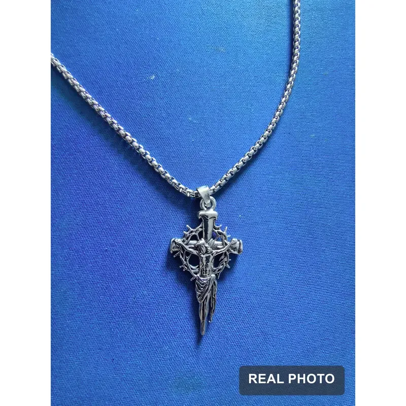 Vintage Thorn Halo Cross Pendant Necklace