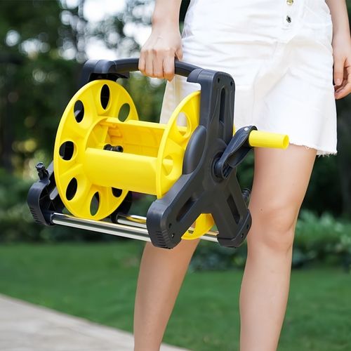 High-pressure water gun automatic reel watering device