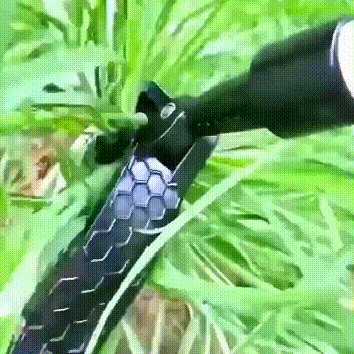 Heavy-Duty Stand Up Weed Puller Tool,4-Claw Upright Weeder, Portable Tool for Lawn,Durable,Lightweight