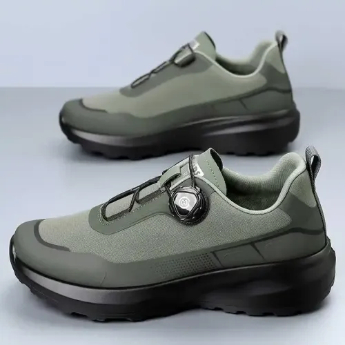 Breathable and comfortable rotating button sports shoes