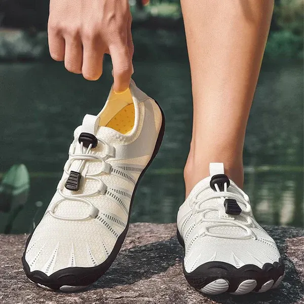 WHITE Five-Toe Quick-Drying, Non-Slip, Breathable, Soft-Soled Shoes