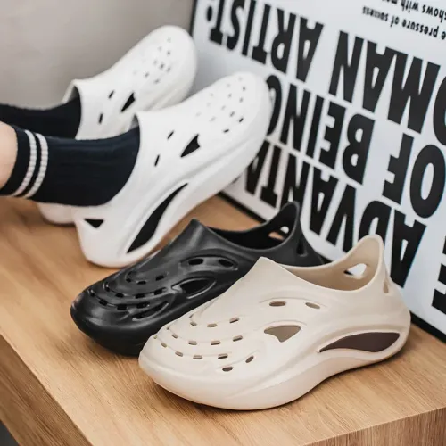 Large Size Men's Slippers EVA Casual Hollow out Beach Home Shoes Comfortable Breathable Sandals for Relaxing And Leisure