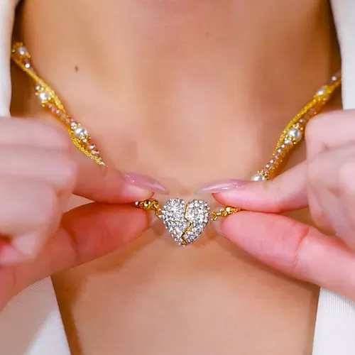 Magnetic Double-Layer Heart Pendant Pearl Necklace