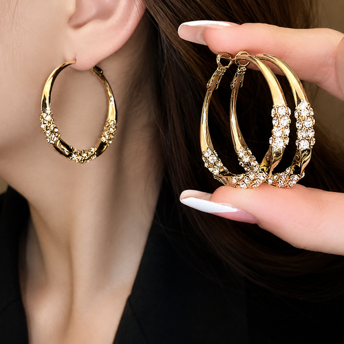 Luxury Twisted Rhinestone Earrings – Elegant, Sparkling