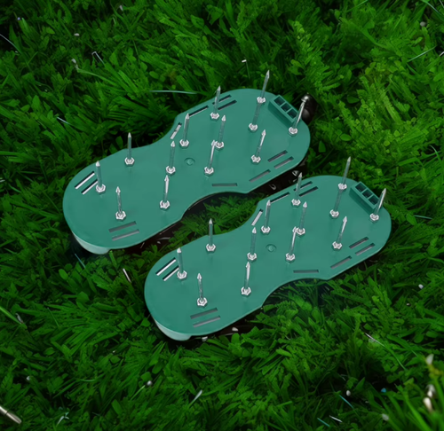 Lawn Aerator Shoes Aerator Spiked Sandals with Adjustable Strap Grass Spiked Shoes