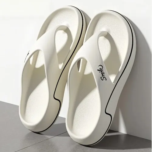 Men's Summer Beach Sandals Comfortable Slip-On Anti-Slip Odor-Resistant Soft Bottom Thong Slippers Trendy EVA Material