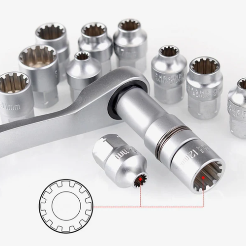 🔧🚗 29pcs Core Ratchet Socket Wrench Kit – Chrome‑vanadium steel, 11 sockets & 10 bits. Perfect for car repairs & DIY 🛠️✨