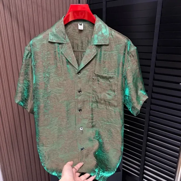 Men's green gradient velvet shirt