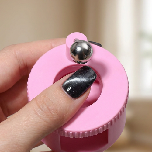 Rotating Cats Eye Nail Magnet Tool