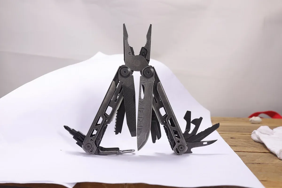 Daicamping DL13 Damascus Steel Knives Scissors Multi-Tools Pliers EDC Multitools Multifunctional Folding Knife