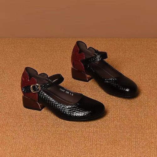 Women's soft-leather round-toe shoes with a single strap.