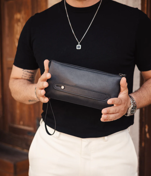 The Signature Dual-Carry: A Gentlemans Crossbody & Handbag