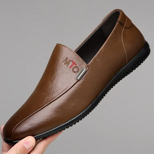 Men's Slip-On Driving Shoes Soft Upper Casual round Toe Low Heel Fashionable Leather Shoes Comfortable All-Season Footwear