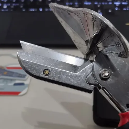 Multi-angle Bevel Scissors Angle Shear 45-135 Degree Angle Mitre Siding Wire Duct Cutter