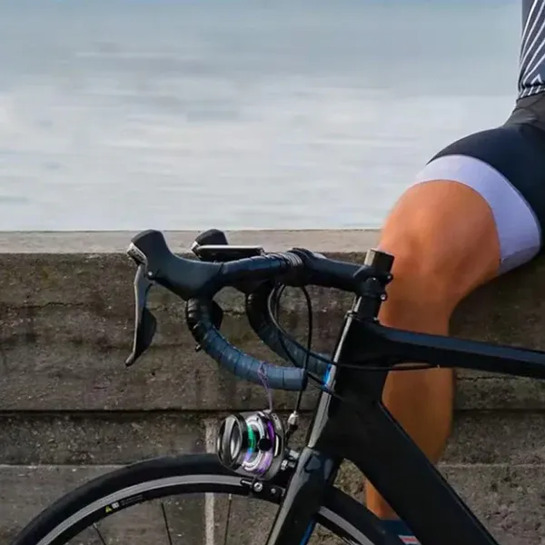 🔊A portable magnetic Bluetooth speaker with an LED light and IPX6 waterproof rating✨