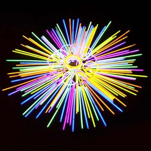 100 PCS DIY Colorful glow sticks, non-toxic, super bright glow sticks, bracelets