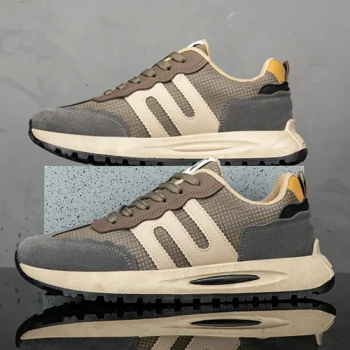 New comfortable soft sole, anti slip and wear-resistant sports shoes