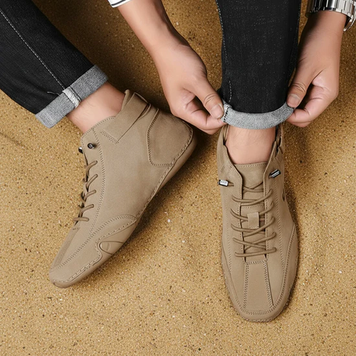 Fashionable hand sewn leather shoes, non slip and wear-resistant casual shoes