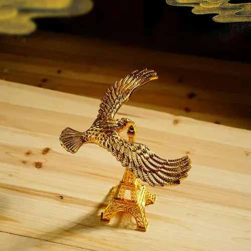 Creative Suspension Anti Gravity Balance Eagle Pendulum Iron Tower Model Metal Crafts Wine Cabinet Decor Gift Home Decoration