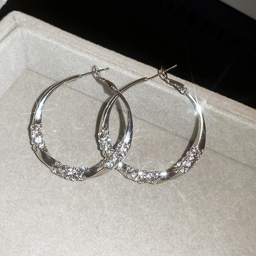 Luxury Twisted Rhinestone Earrings – Elegant, Sparkling