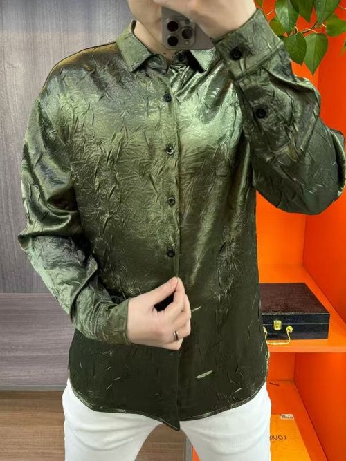 Green patterned non-iron long-sleeve shirt