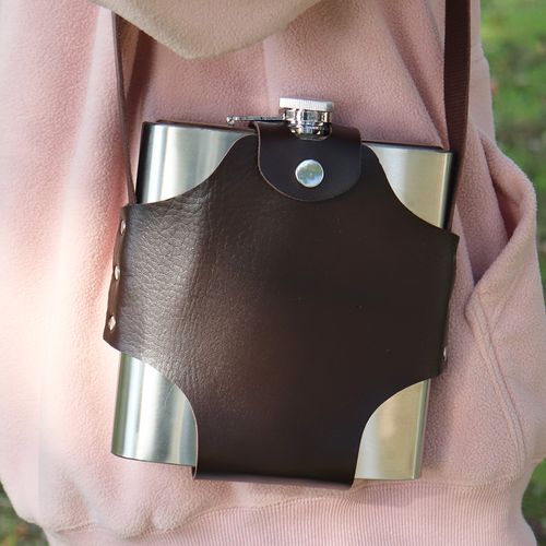 Stainless steel hip flask with leather sheath