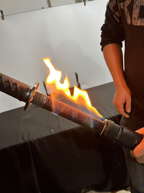 Self-Fueling Powder-Fed  Flame Blade  Prop (Authentic Intangible Cultural Heritage Craft) — Combustible Bamboo & Wood Tang-Style Dao