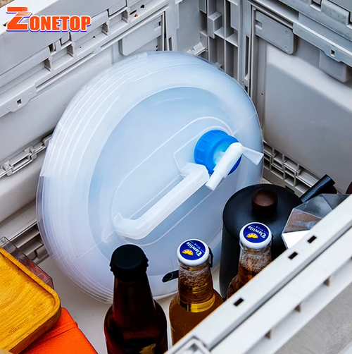 Compressible and foldable bucket with tap 15L
