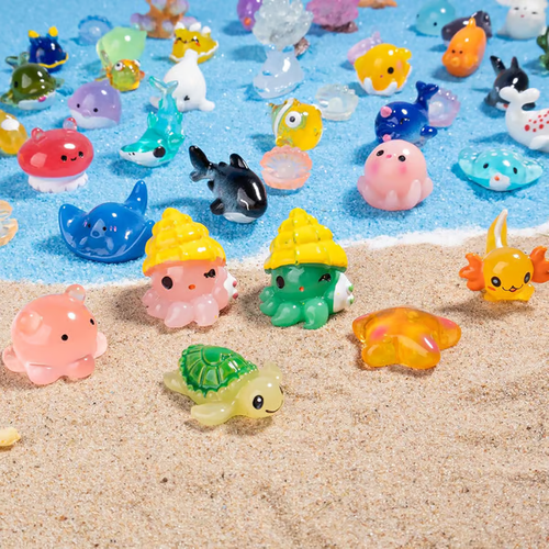 30PCS Mystery Bag🐢Mini luminous resin cute animal decoration ornaments(Random Style)