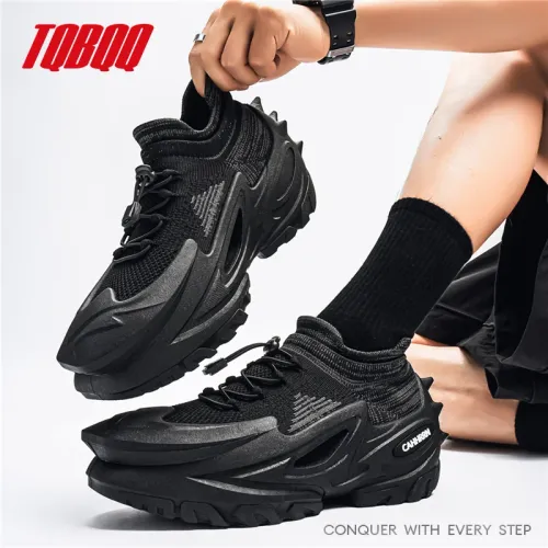 Breathable thick soled mecha shoes