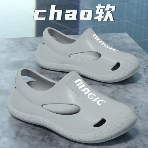 Sandals Men's Summer Indoor and Outdoor Soft Bottom Baotou Cool Slippers Beach Outdoor Non-slip and Wear-resistant Slippers