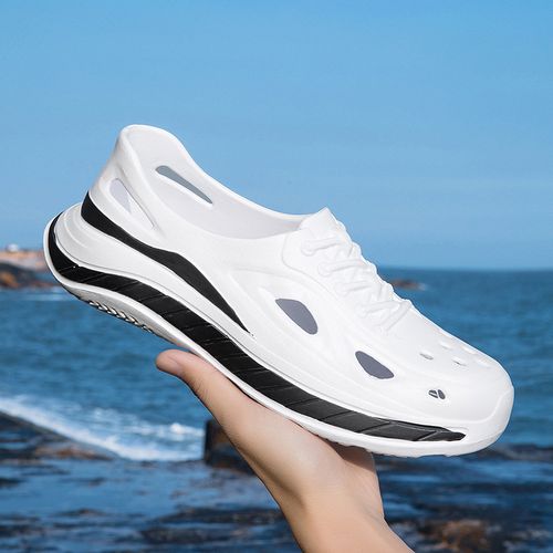 Men's thick-soled clogs—suitable for outdoor wear, non-slip, and odor-resistant.