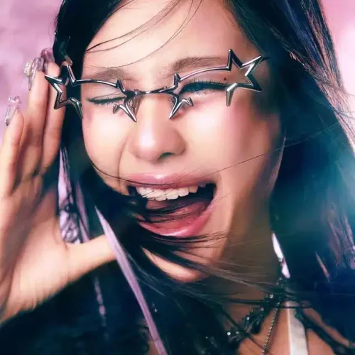 Y2K Fashion Anime Eyeframe